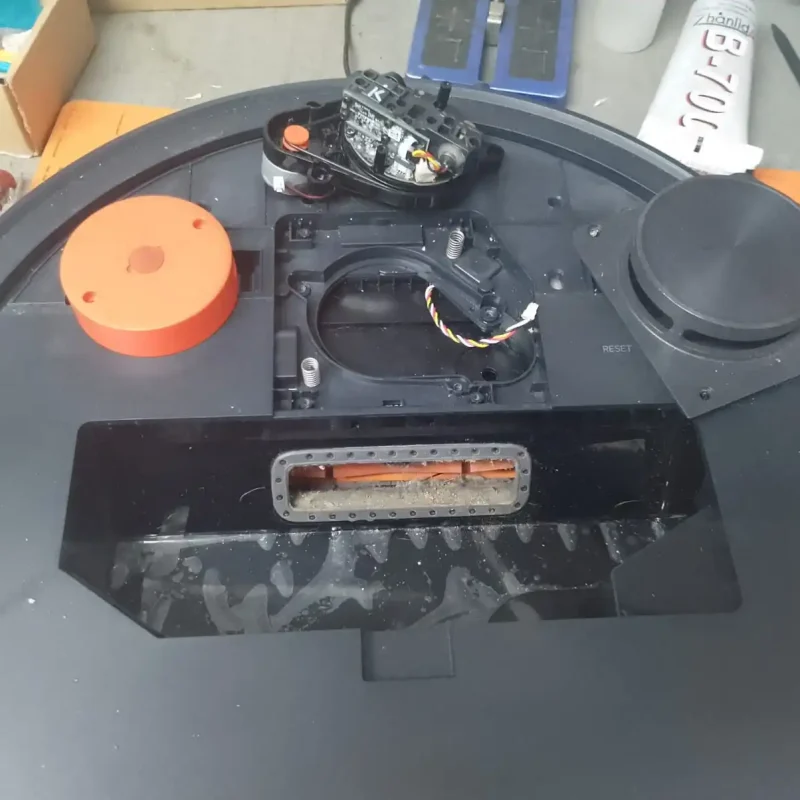 Conserto de robô aspirador na Revolt Tech em Viana
